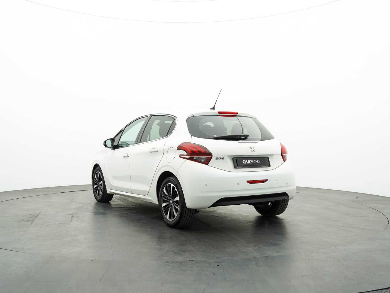 terpakai 2019 Peugeot 208 FL PURETECH 1.2