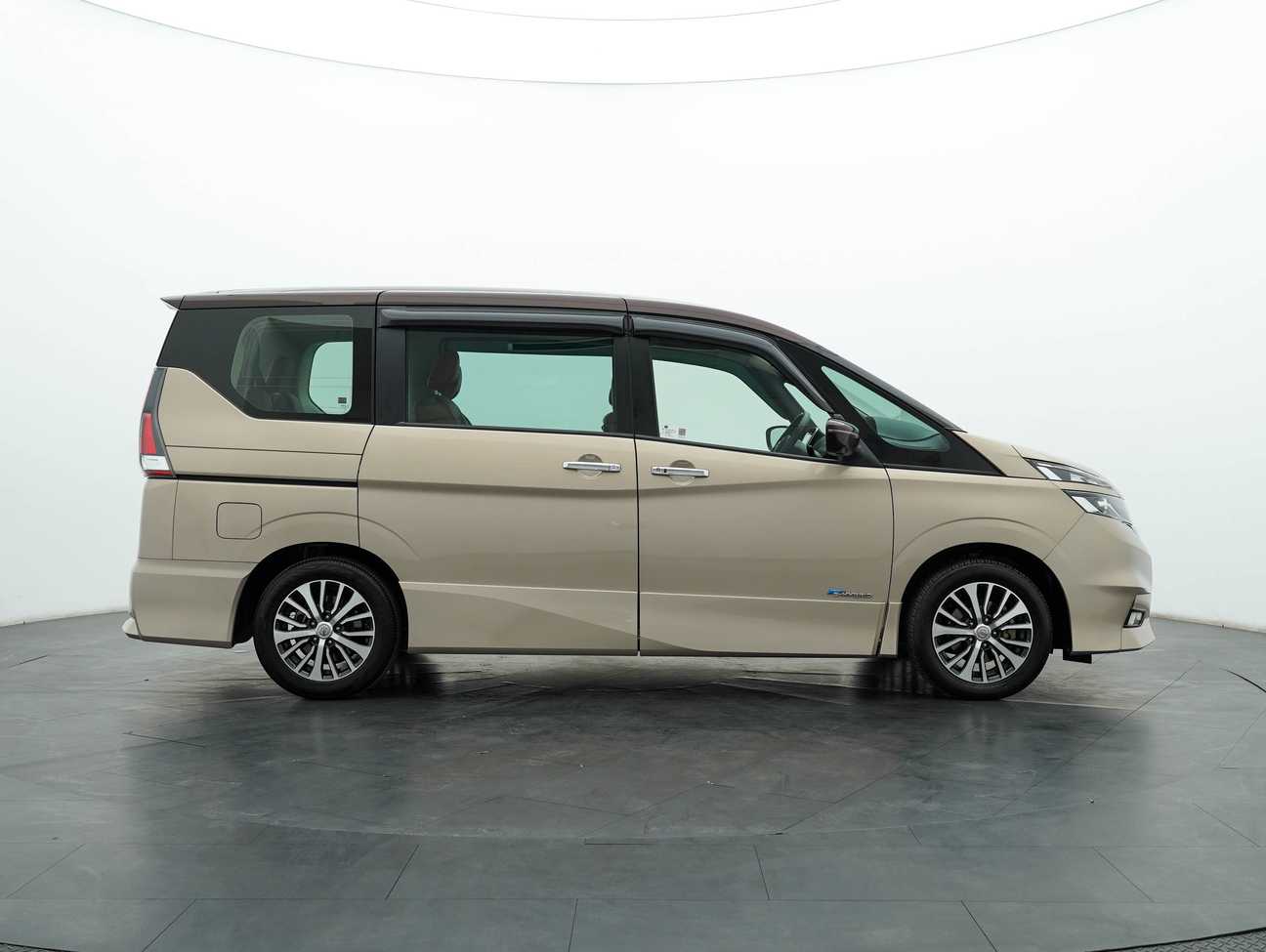 terpakai 2018 Nissan Serena S-Hybrid High-Way Star Premium 2.0