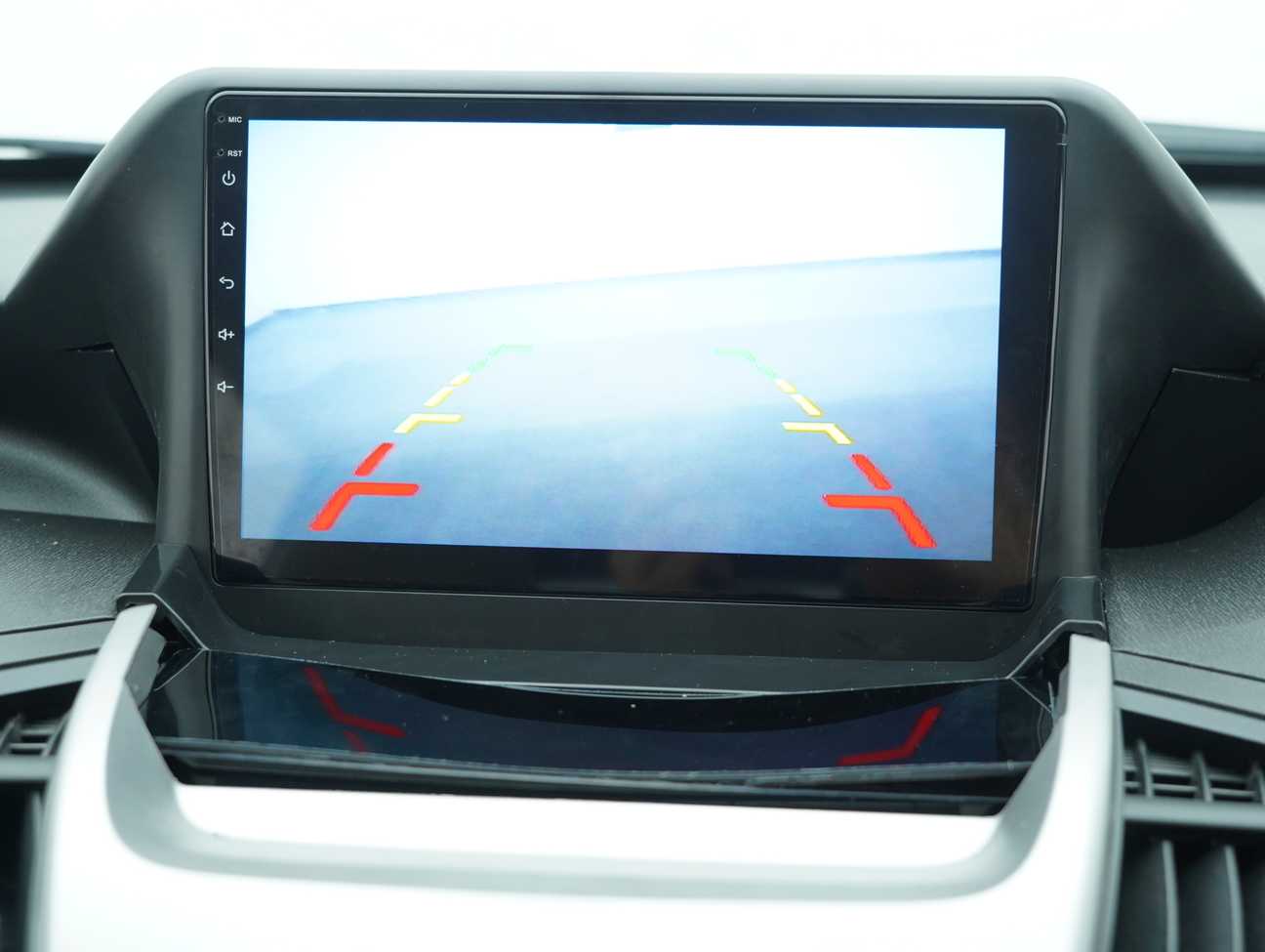 terpakai 2012 Honda Odyssey M 2.4