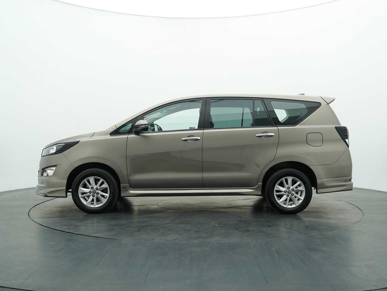 used 2019 Toyota Innova G 2.0