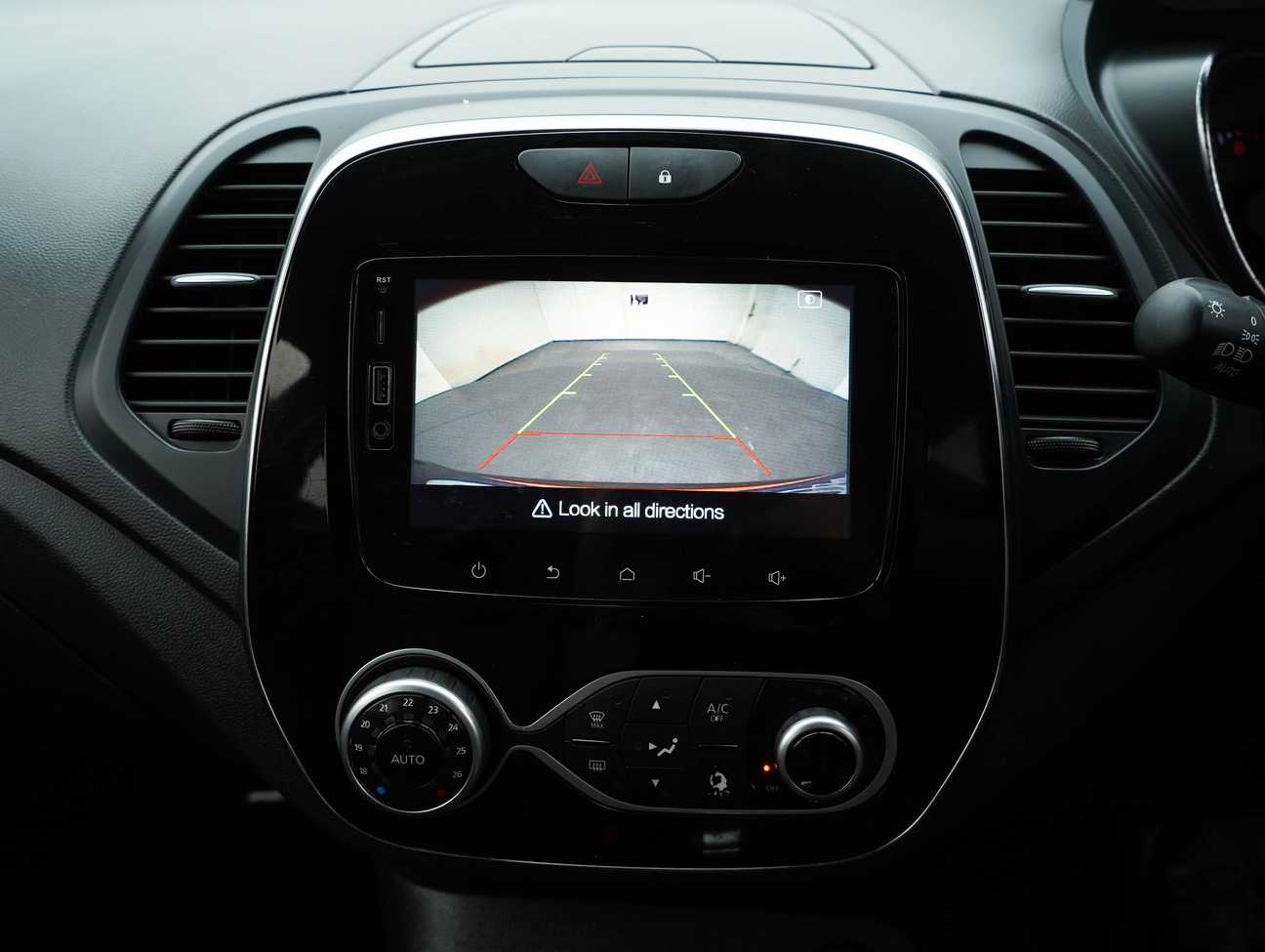 used 2019 Renault Captur Trophy 1.2