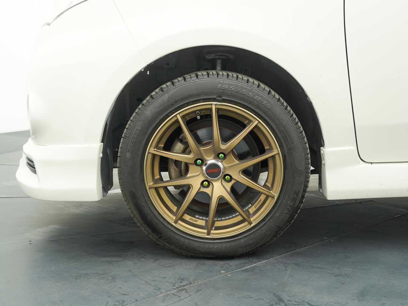 terpakai 2013 Perodua ALZA EZ 1.5
