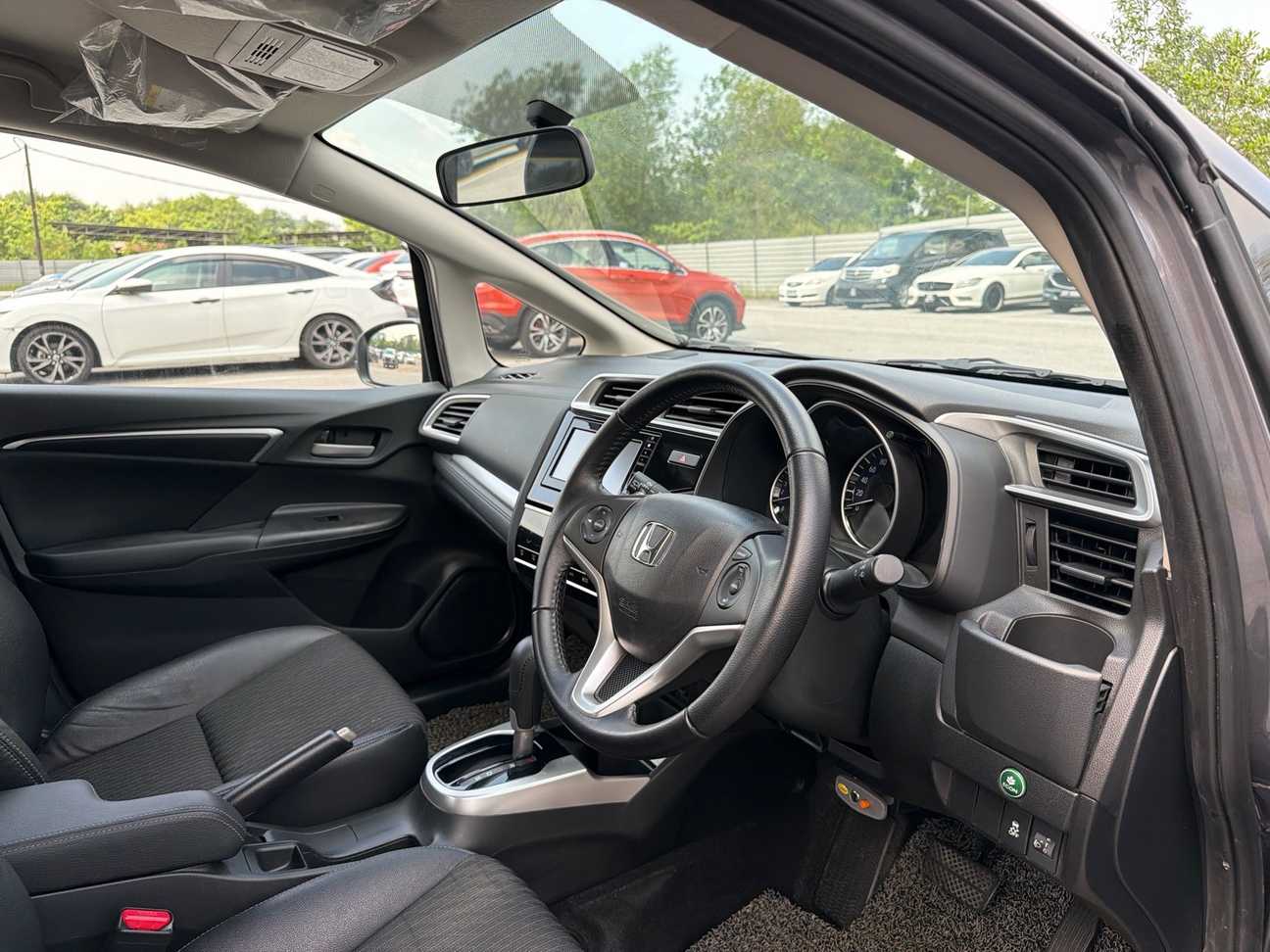 used 2017 Honda Jazz V 1.5