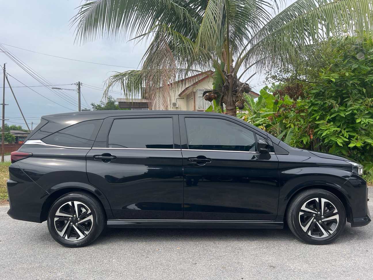 used 2023 Perodua Alza AV 1.5
