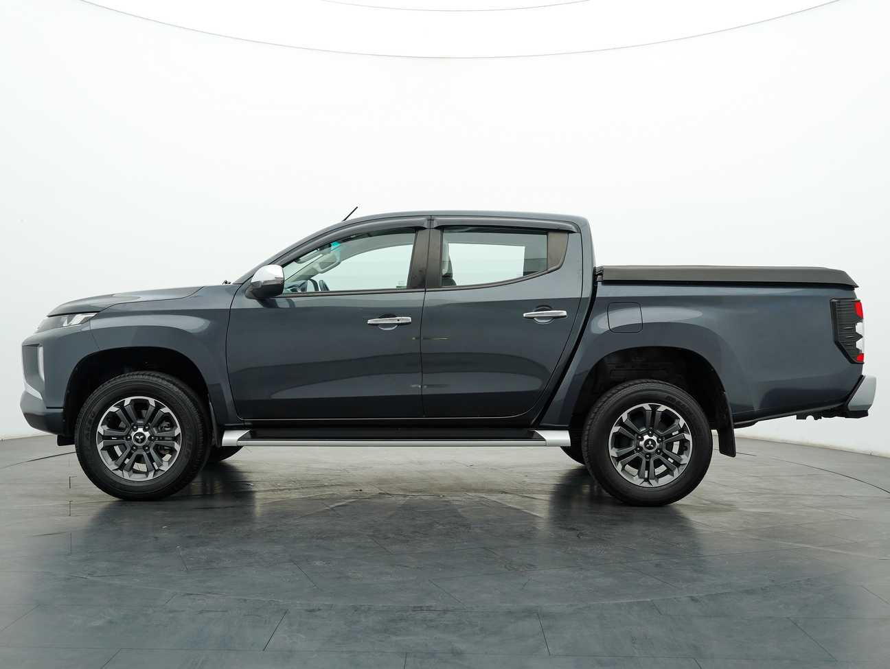 used 2020 Mitsubishi Triton VGT Dual Cab 4X4 2.4