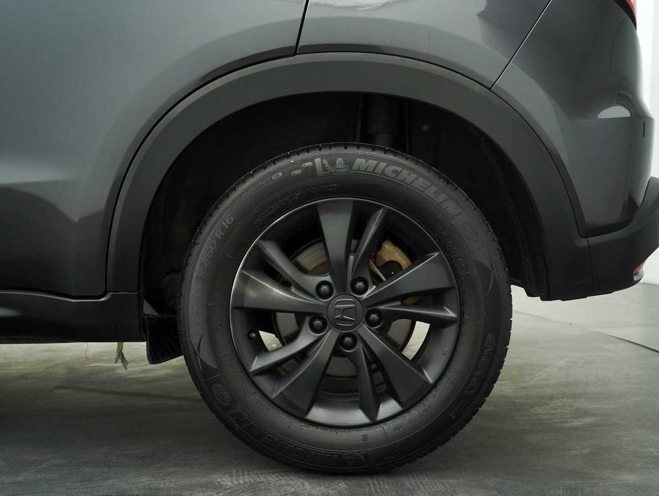 used 2016 Honda HR-V V 1.8