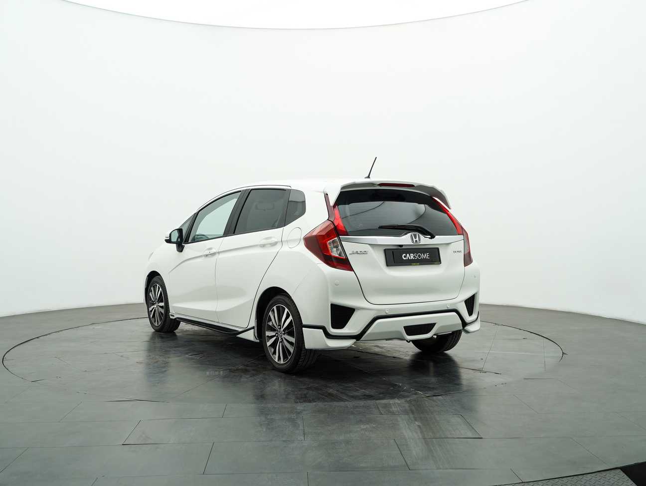used 2015 Honda Jazz V 1.5