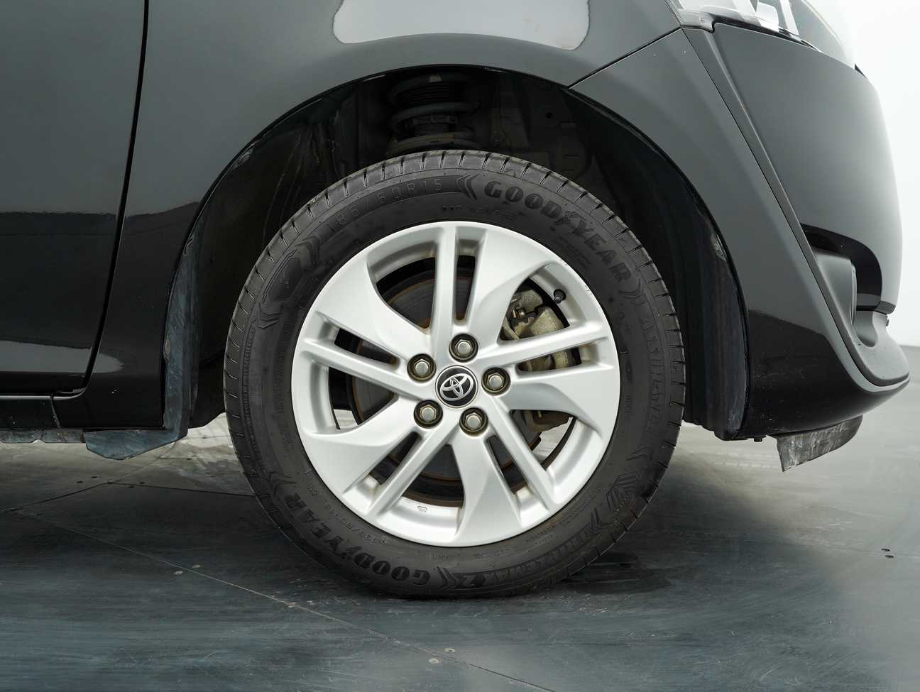 used 2016 Toyota SIENTA G 1.5