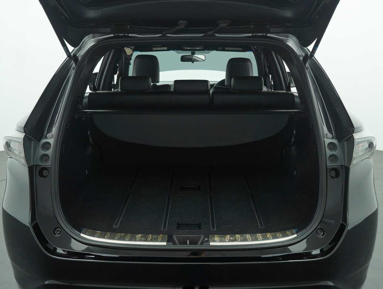 used 2016 Toyota Harrier Elegance 2.0