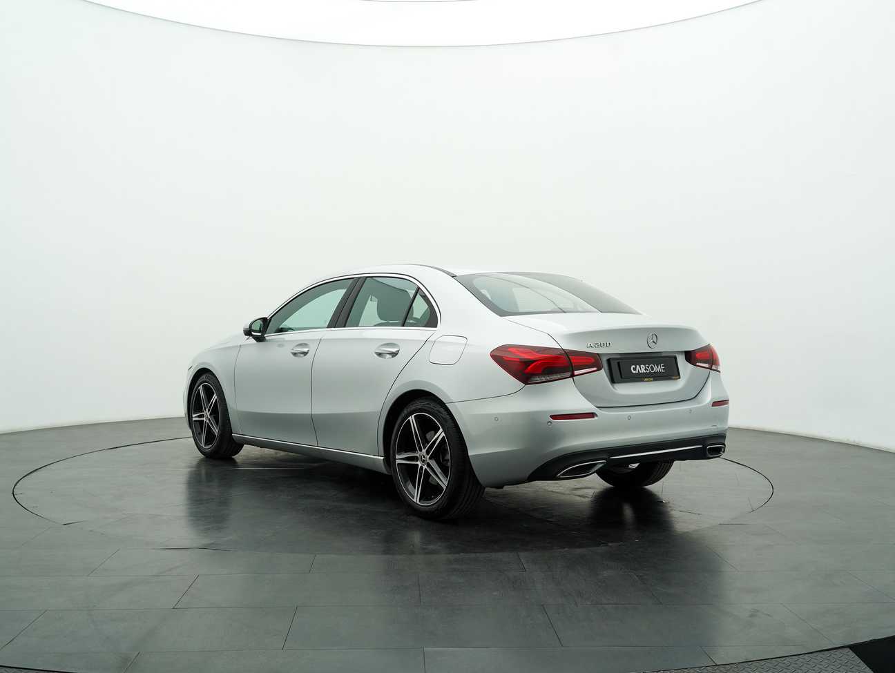 terpakai 2022 Mercedes-Benz A200 Progressive Line 1.3