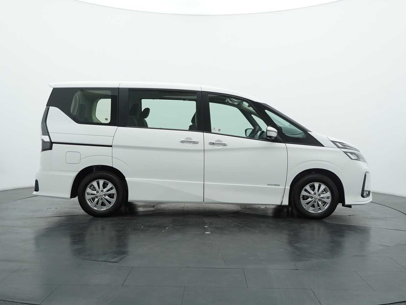 used 2025 Nissan Serena S-Hybrid High-Way Star 2.0