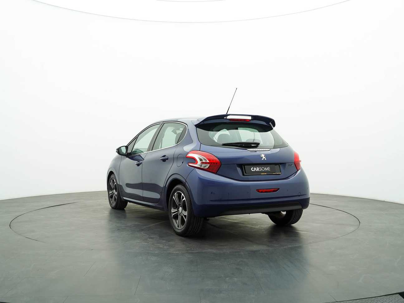 terpakai 2015 Peugeot 208 Allure 3 Door 1.6