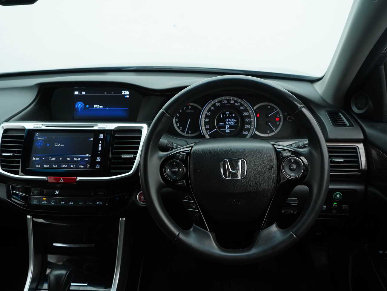 used 2017 Honda Accord VTi-L 2.0