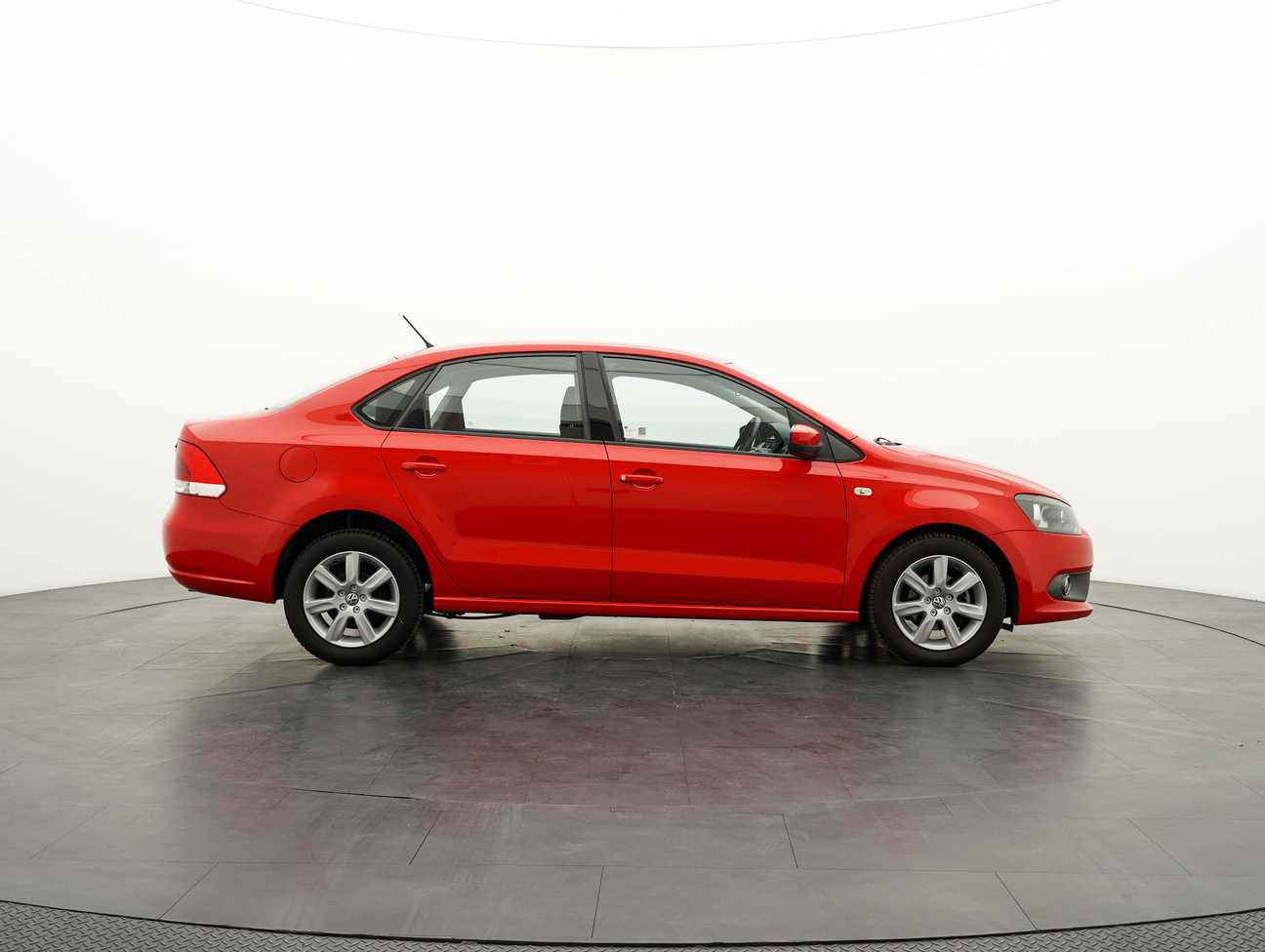 used 2015 Volkswagen Polo  1.6