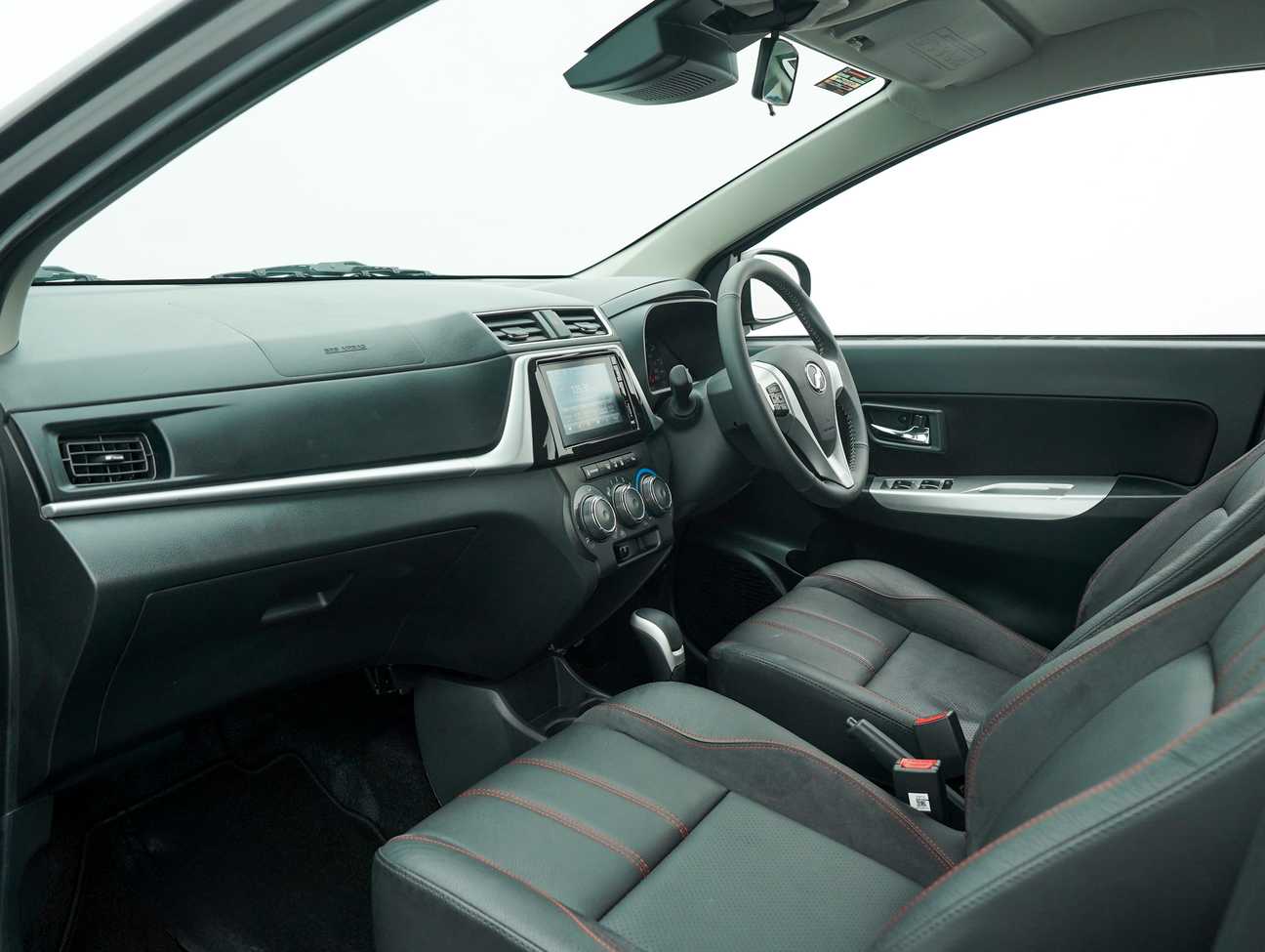 terpakai 2023 Perodua Bezza Advance 1.3