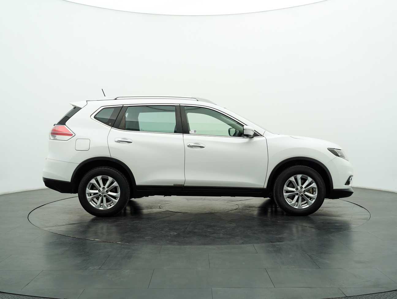 used 2016 Nissan X-Trail 4WD 2.5