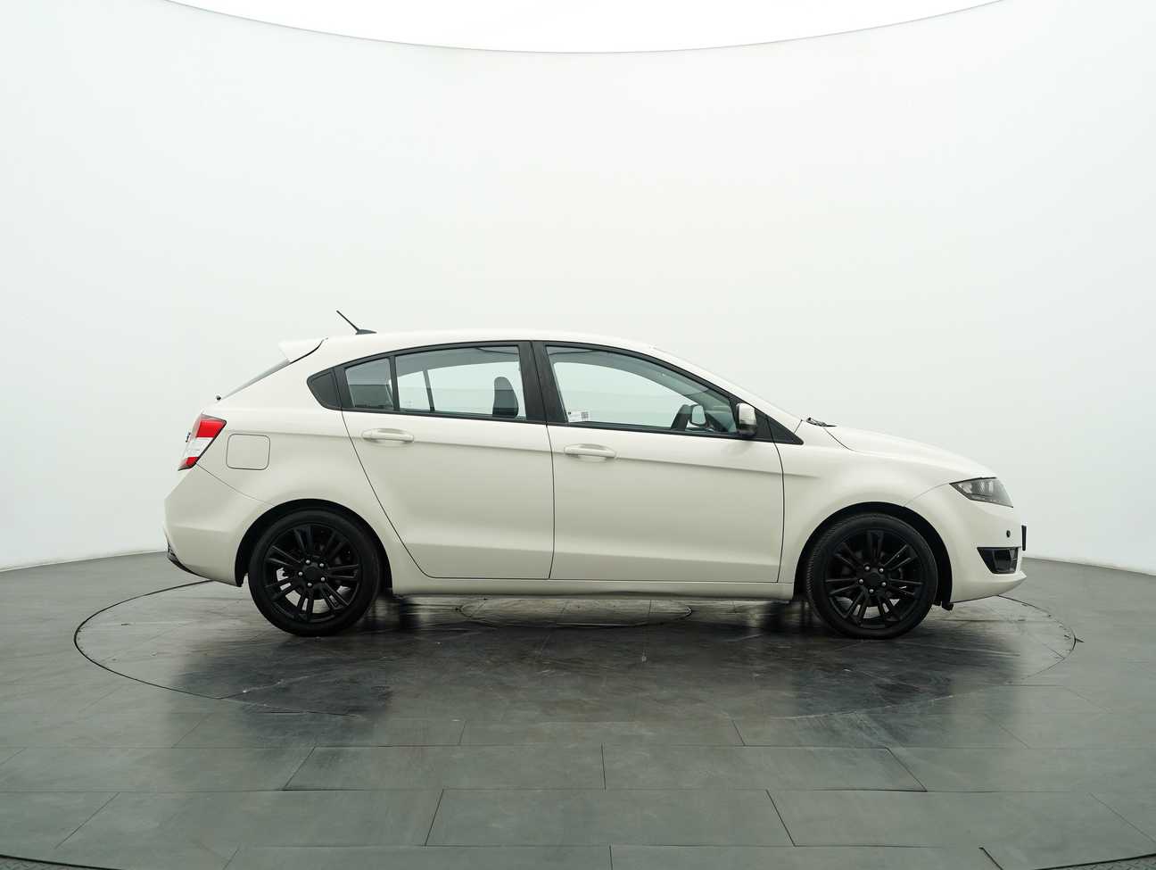 used 2013 Proton Suprima S Premium 1.6