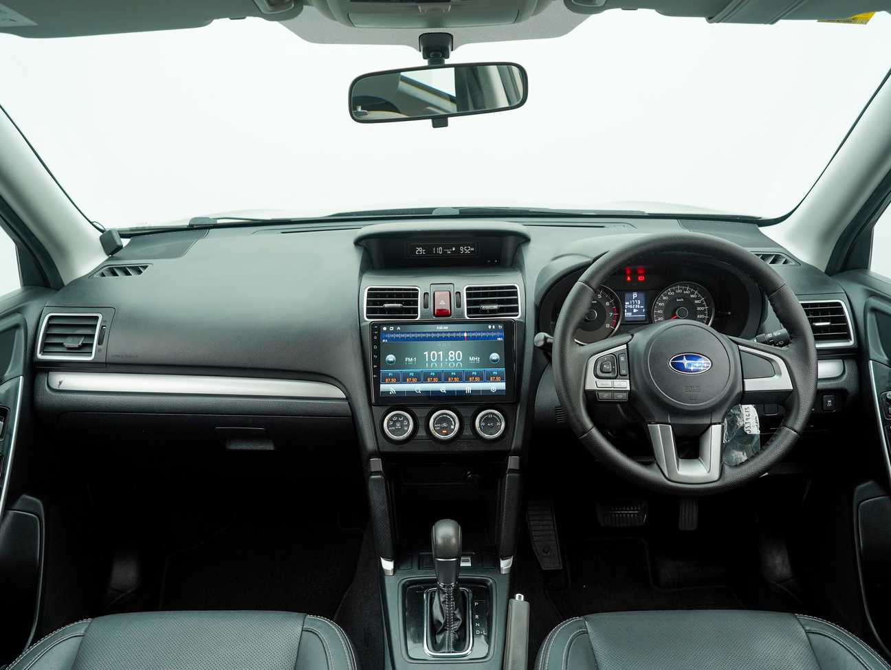 terpakai 2017 Subaru Forester  2.0