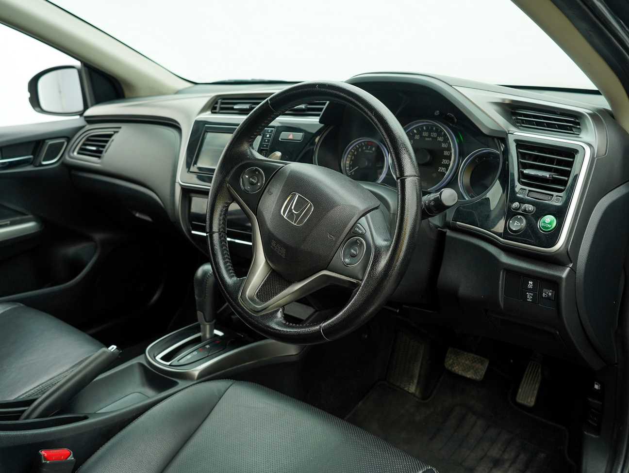 used 2018 Honda City V 1.5