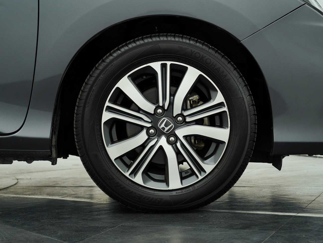 terpakai 2020 Honda City E 1.5