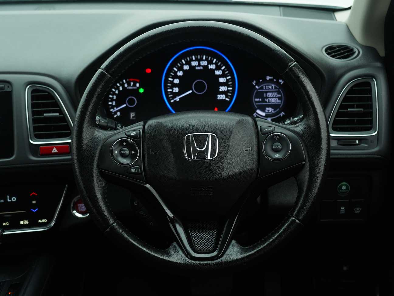 used 2017 Honda HR-V V 1.8