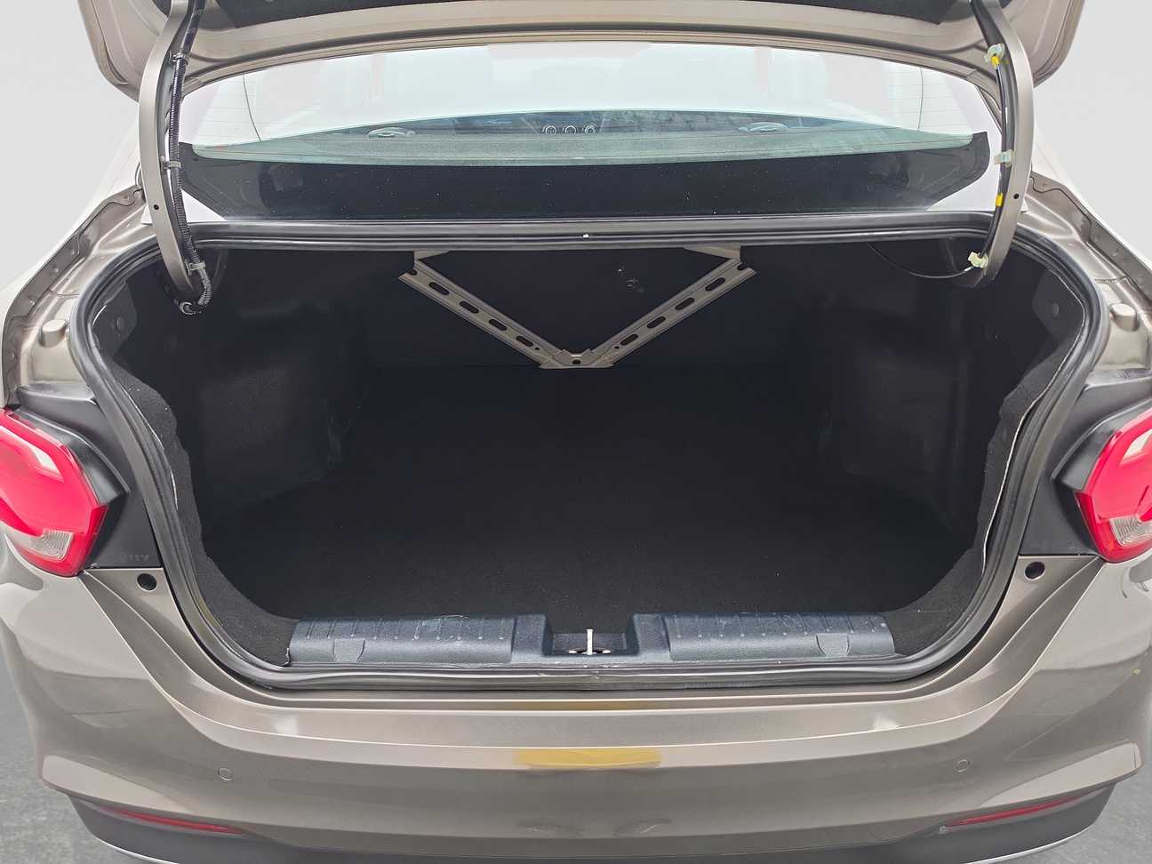 used 2020 Proton Persona Standard 1.6