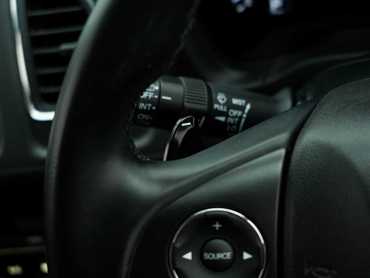 terpakai 2019 Honda HR-V i-VTEC V 1.8