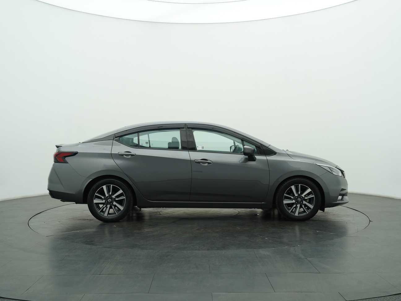 used 2021 Nissan Almera VLT 1.0