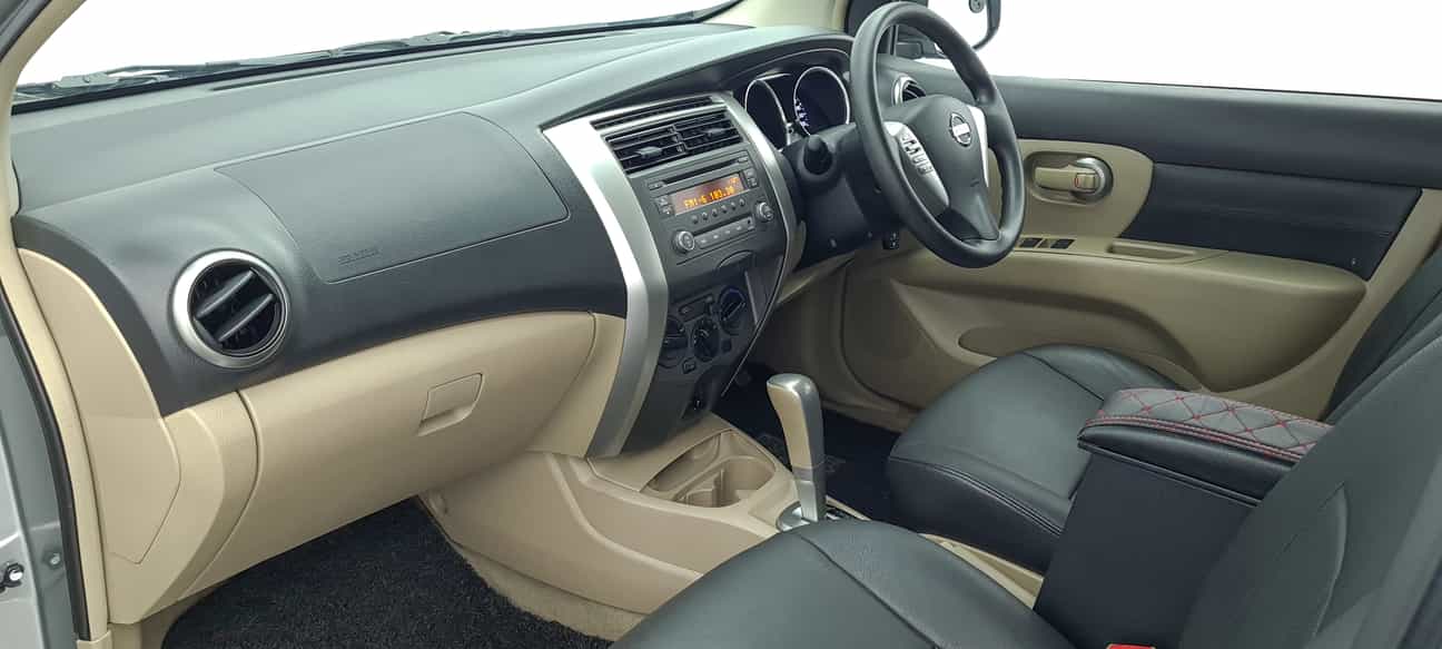 terpakai 2017 Nissan GRAND LIVINA CLASSIC/COMFORT 1.6