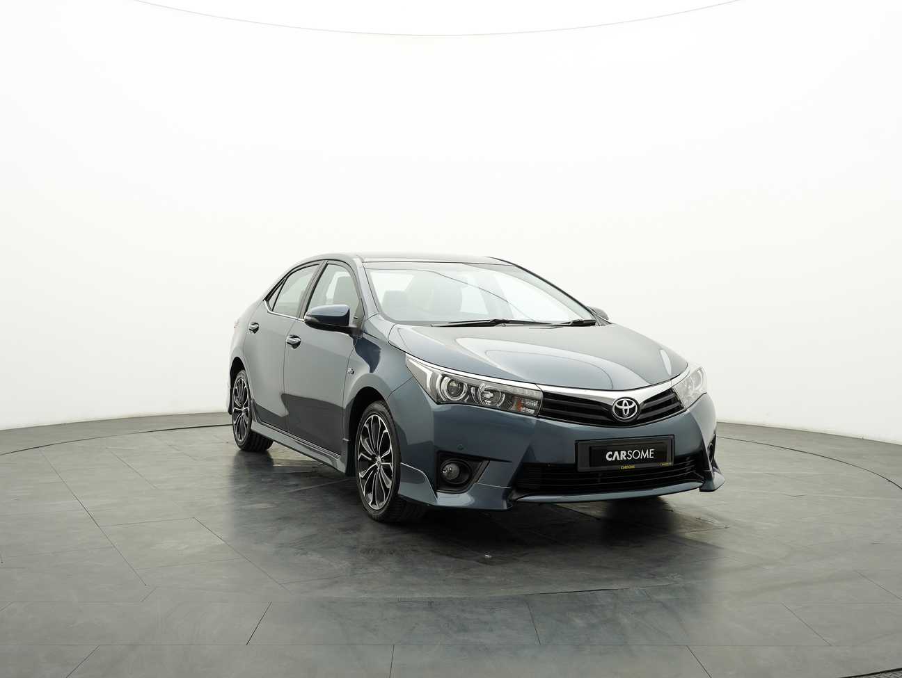 used 2014 Toyota Corolla Altis V 2.0