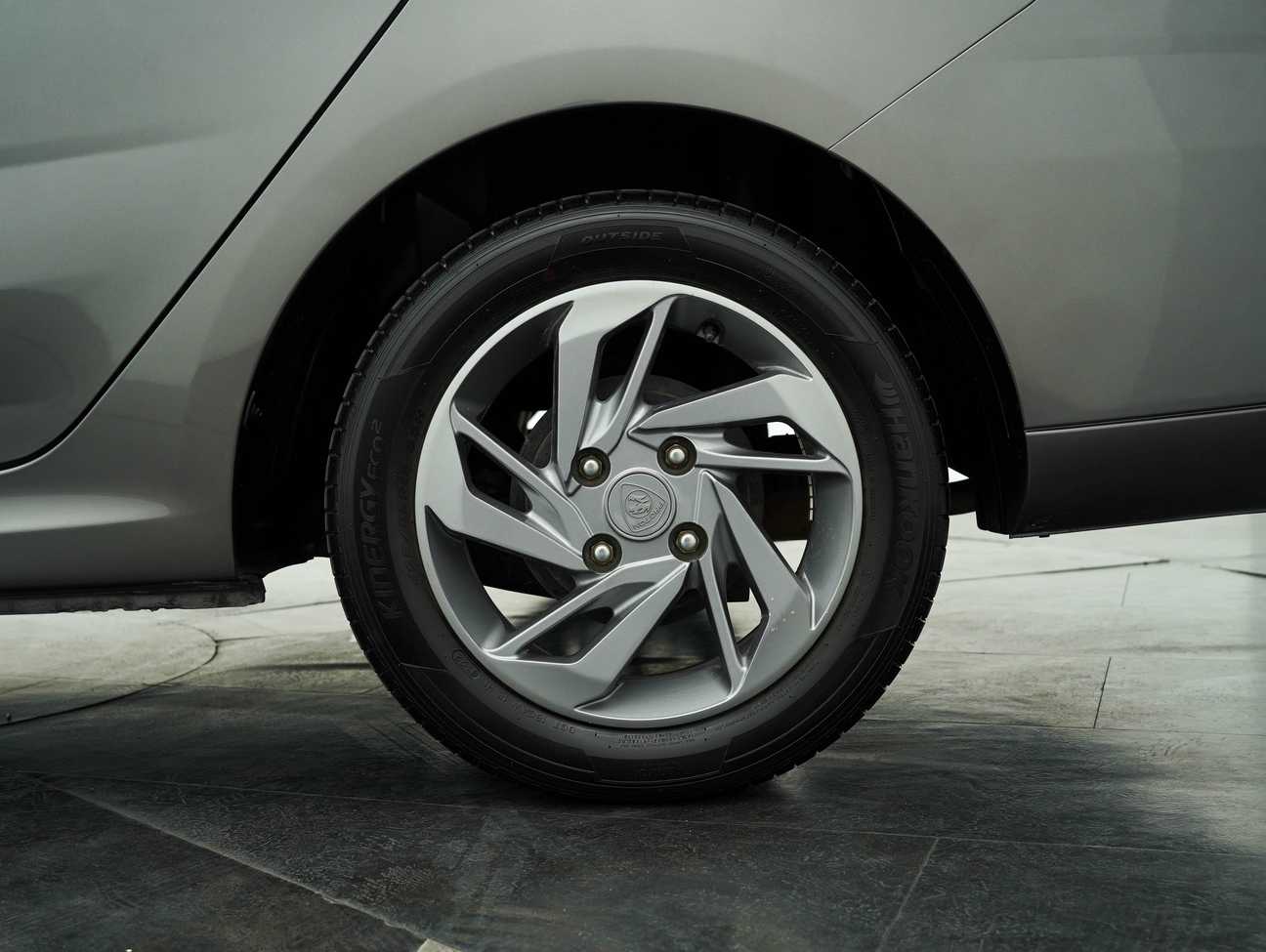 used 2017 Proton Persona Standard 1.6