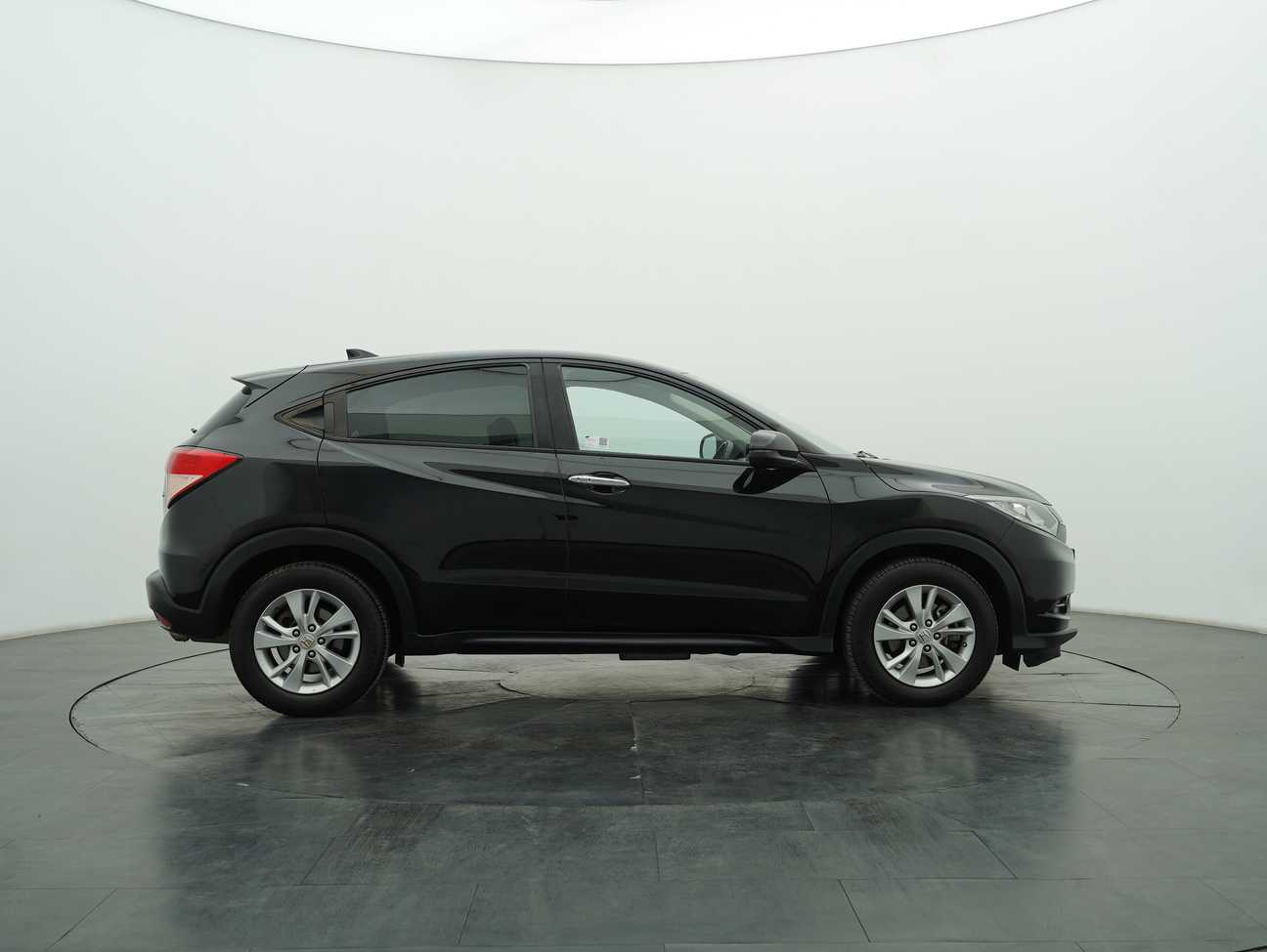 used 2015 Honda HR-V V 1.8