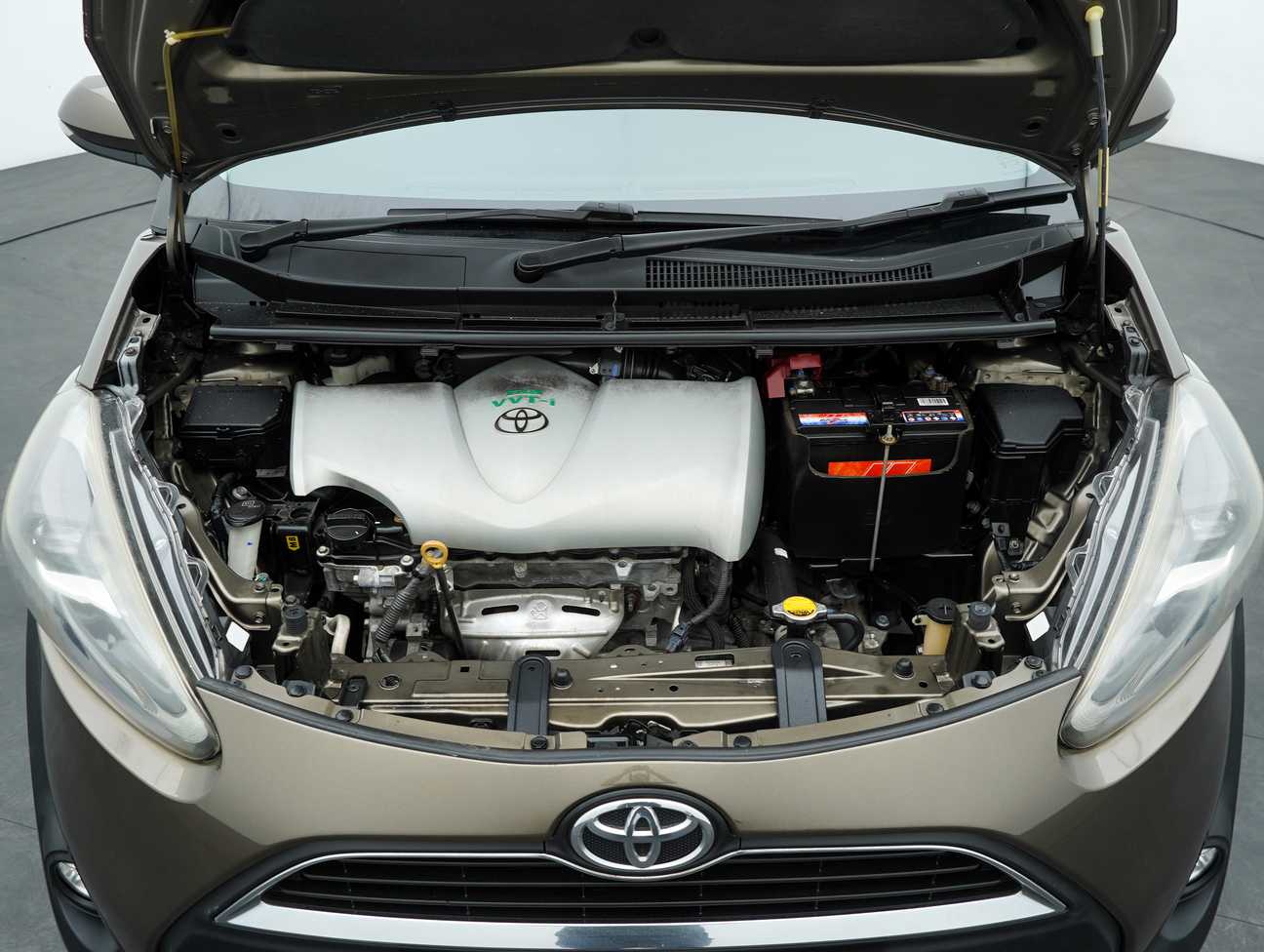 used 2016 Toyota Sienta V 1.5