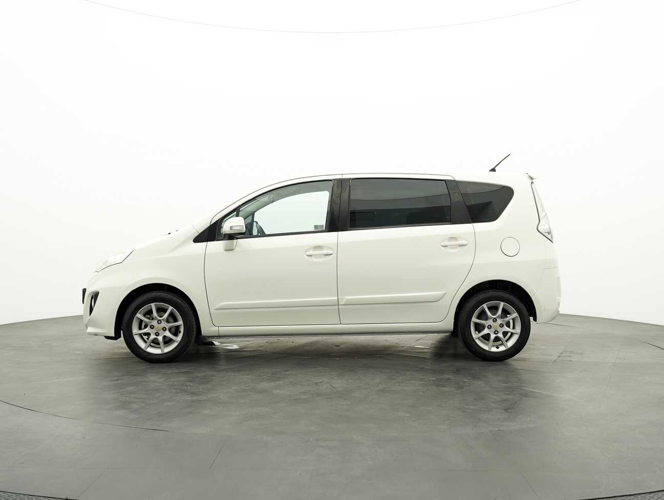 terpakai 2016 Perodua ALZA EZ 1.5