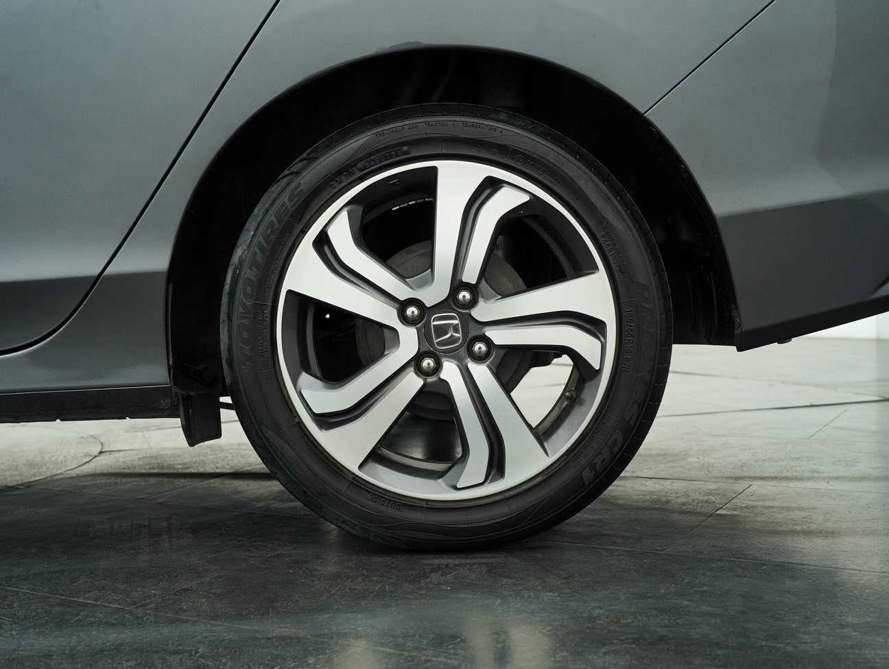 terpakai 2015 Honda City V i-VTEC 1.5