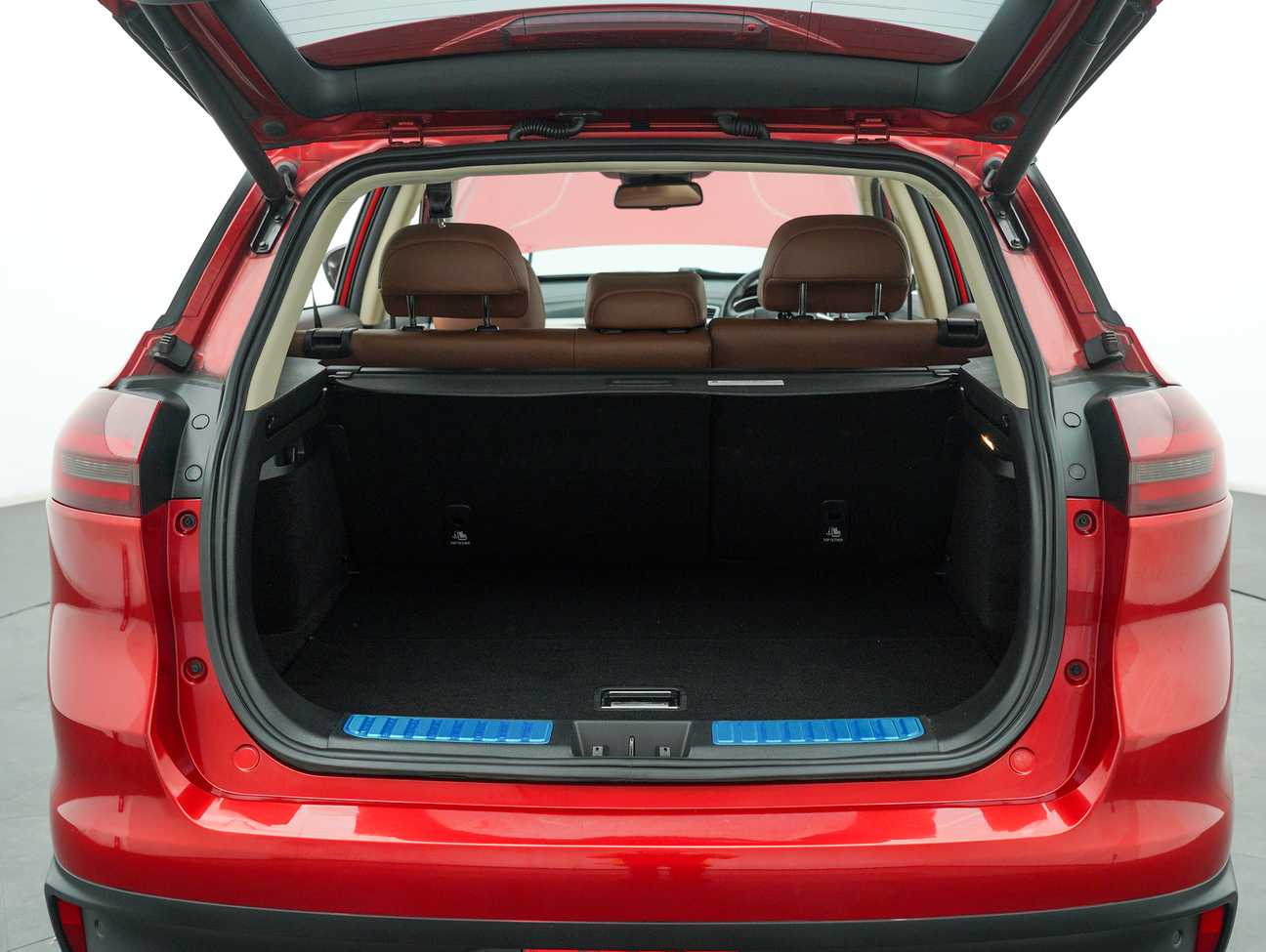 used 2020 Proton X70 Premium 1.8