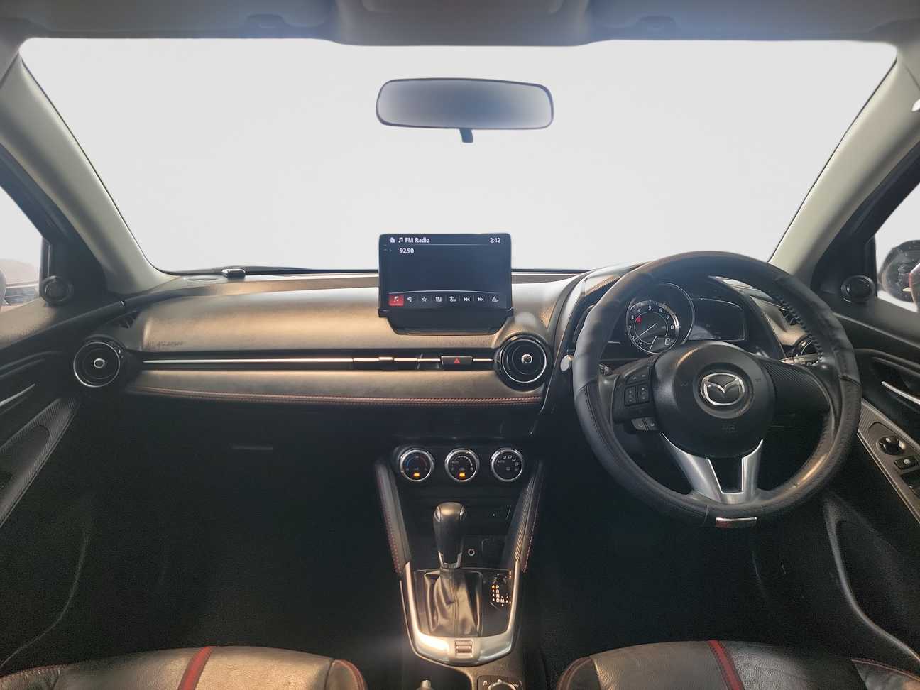 terpakai 2016 Mazda 2 SKYACTIV-G (LED Headlight with DRL) 1.5