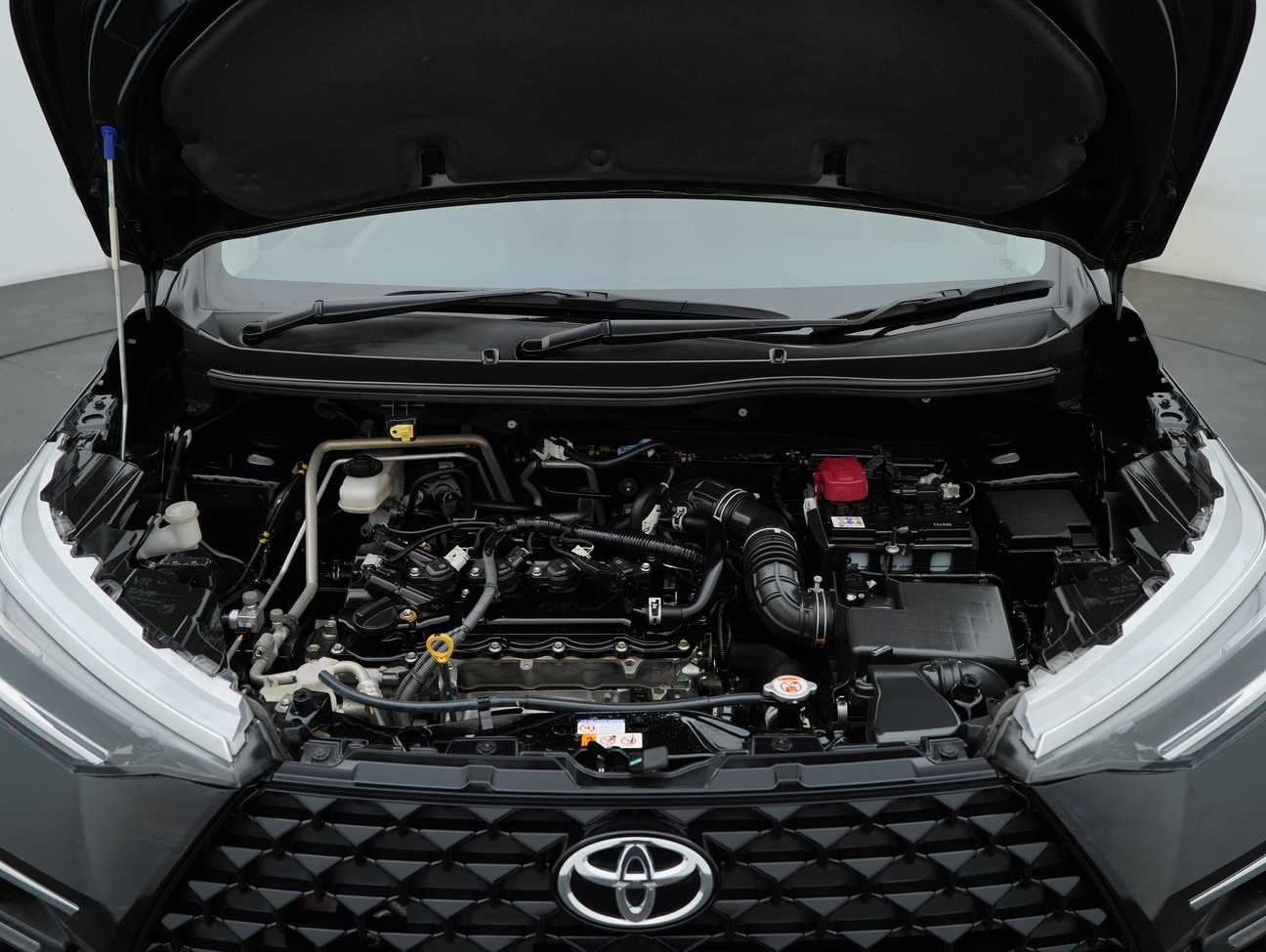 used 2023 Toyota Veloz  1.5