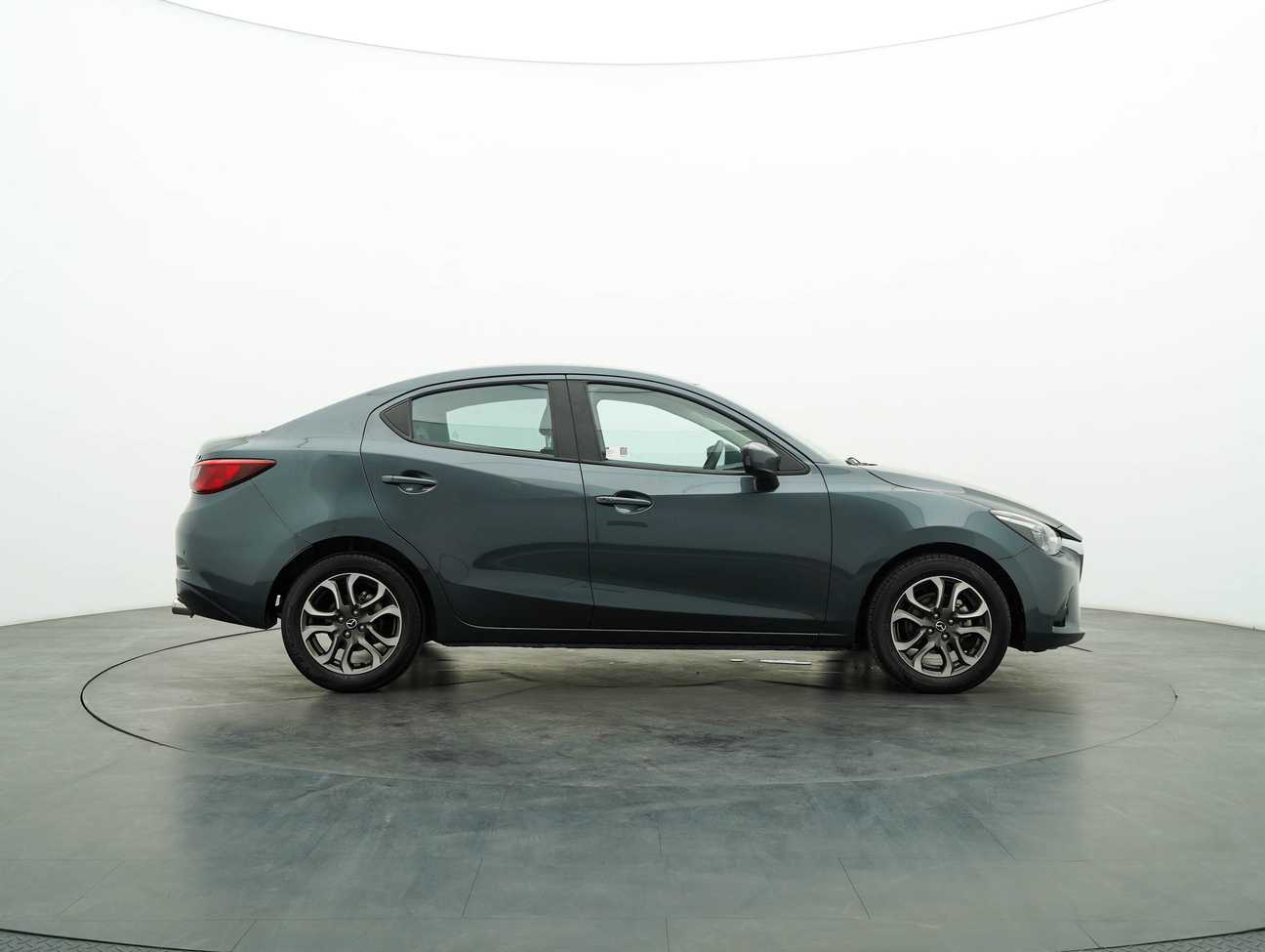 used 2016 Mazda 2 SKYACTIV-G (LED Headlight with DRL) 1.5