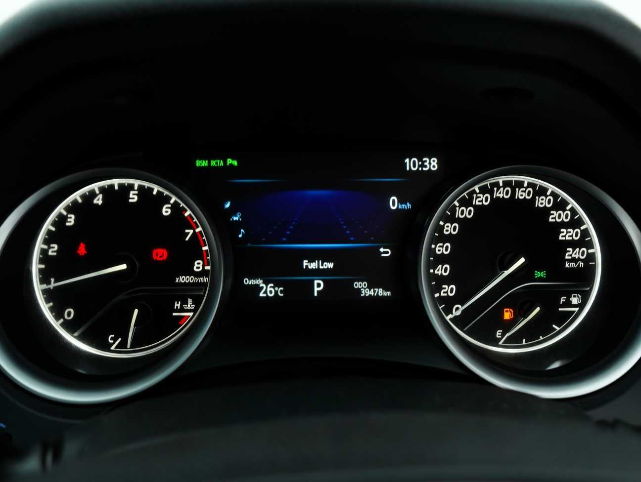 terpakai 2019 Toyota CAMRY V 2.5