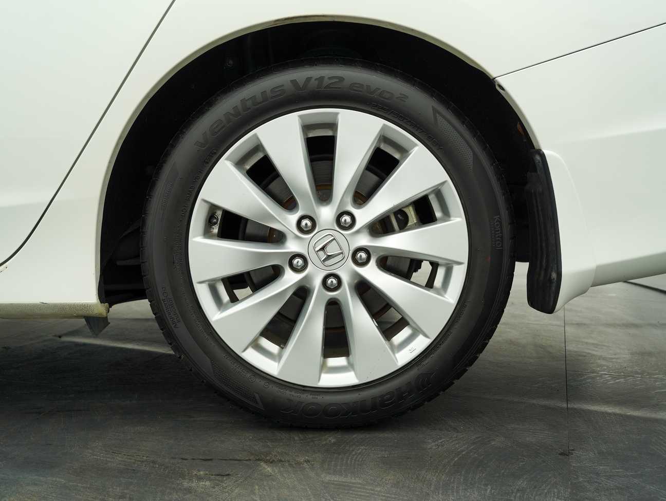 terpakai 2016 Honda Accord VTi-L 2.0