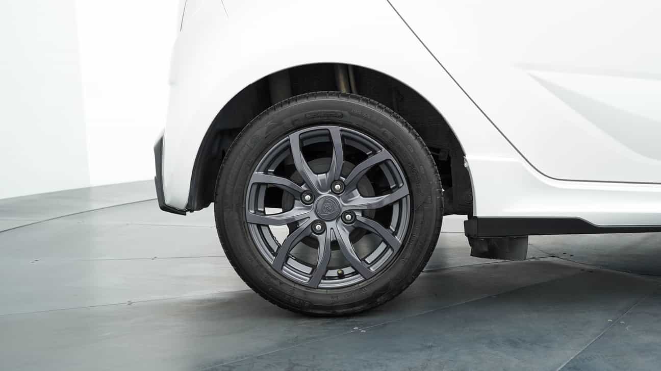 used 2014 Proton IRIZ PREMIUM 1.6