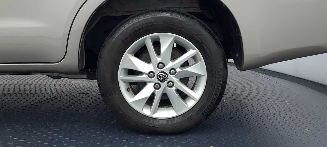 used 2018 Toyota INNOVA G 2.0