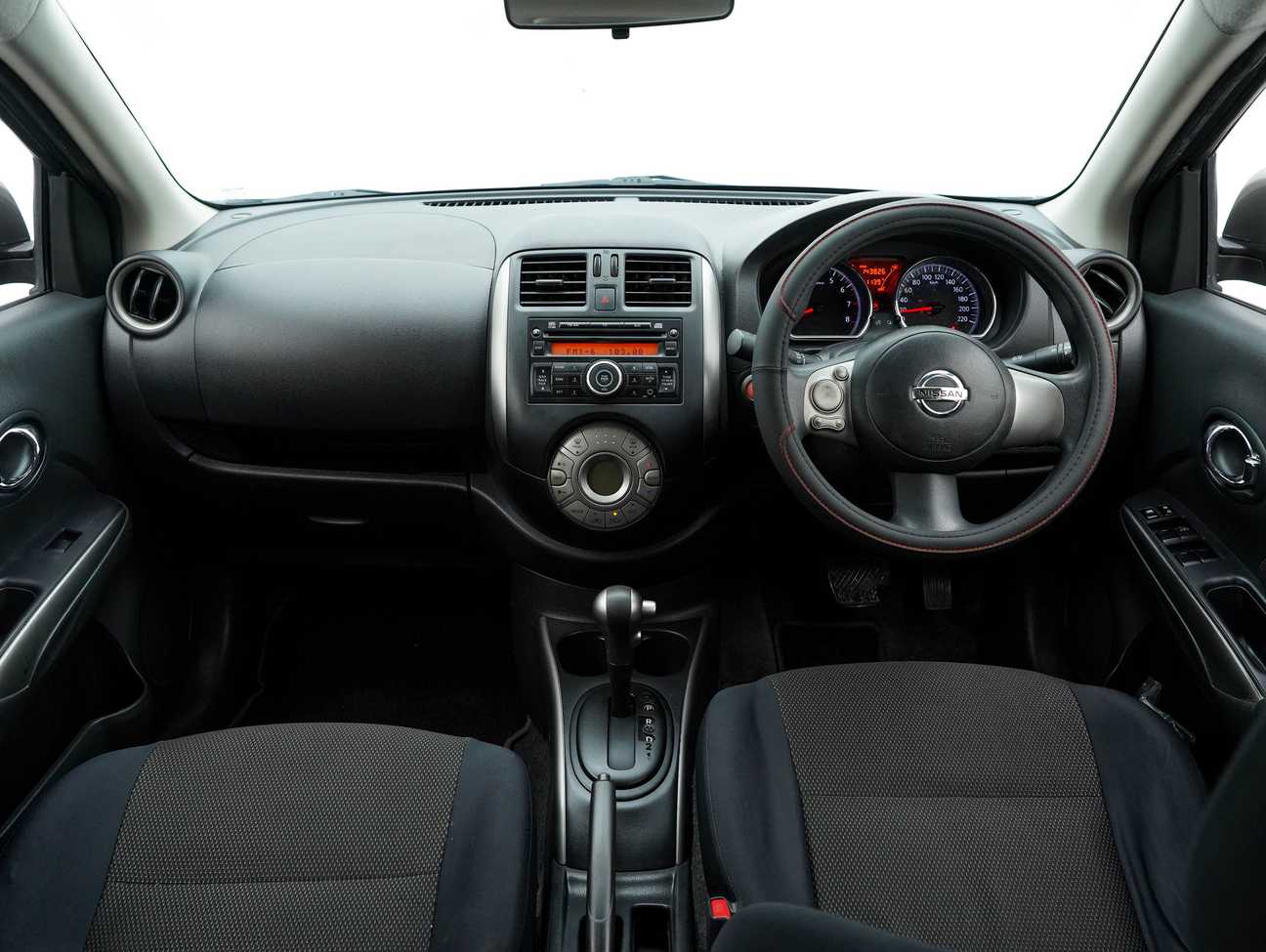 terpakai 2014 Nissan Almera VL 1.5