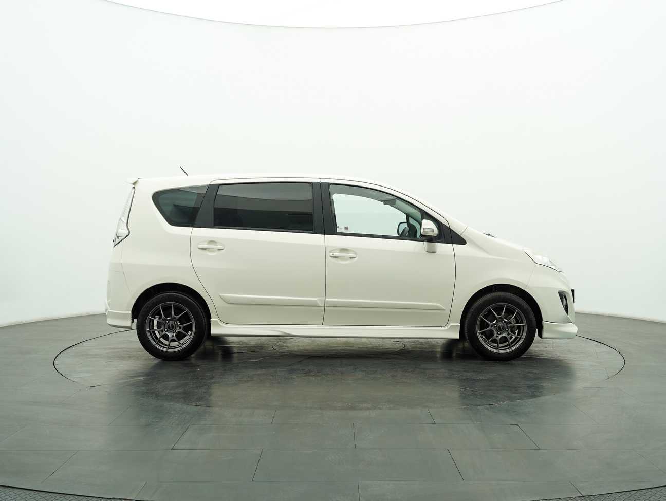 used 2014 Perodua Alza Advance 1.5