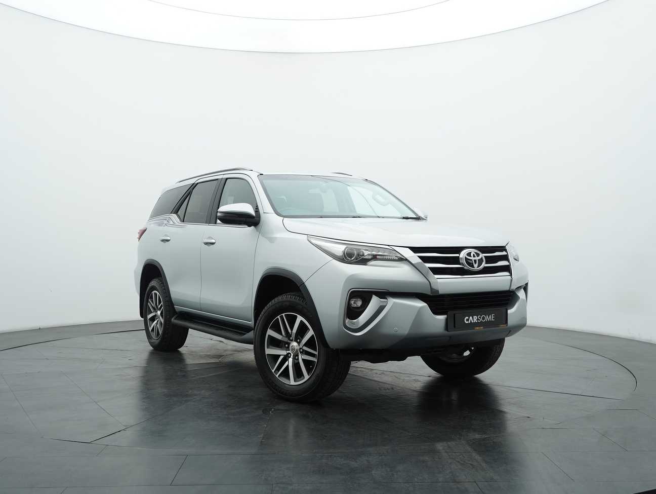 terpakai 2019 Toyota Fortuner SRZ 2.7