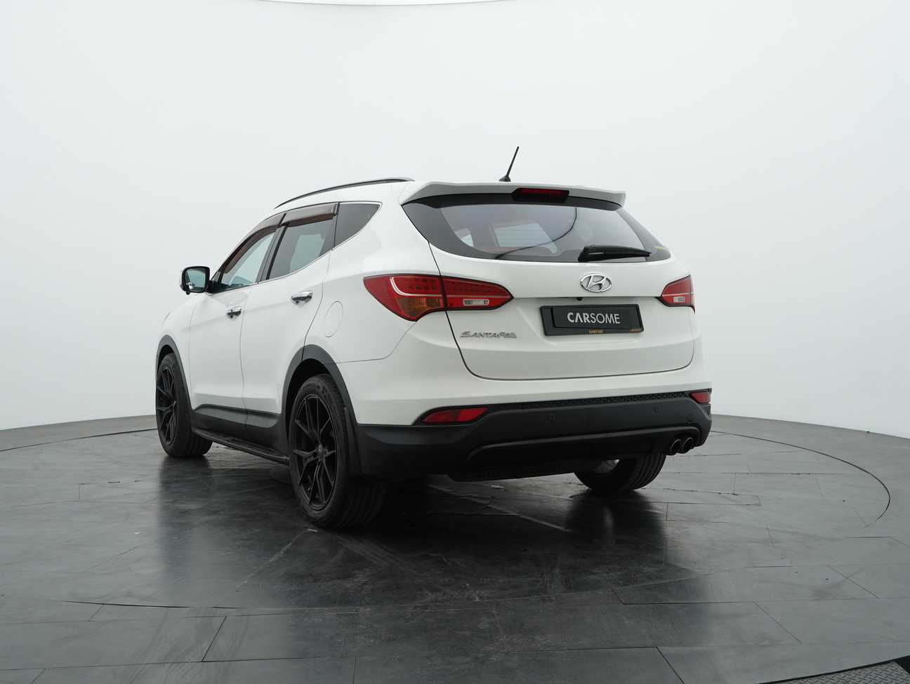 terpakai 2014 Inokom Santa Fe Executive Plus 2.4