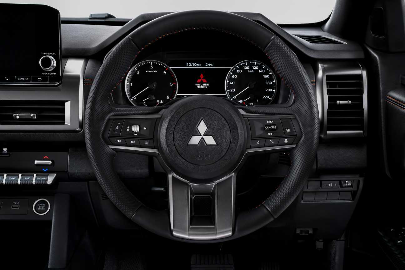 used 2025 Mitsubishi Triton Athlete Dual Cab 4X4 2.4