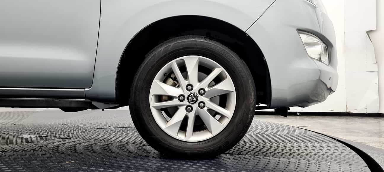 used 2017 Toyota INNOVA G 2.0