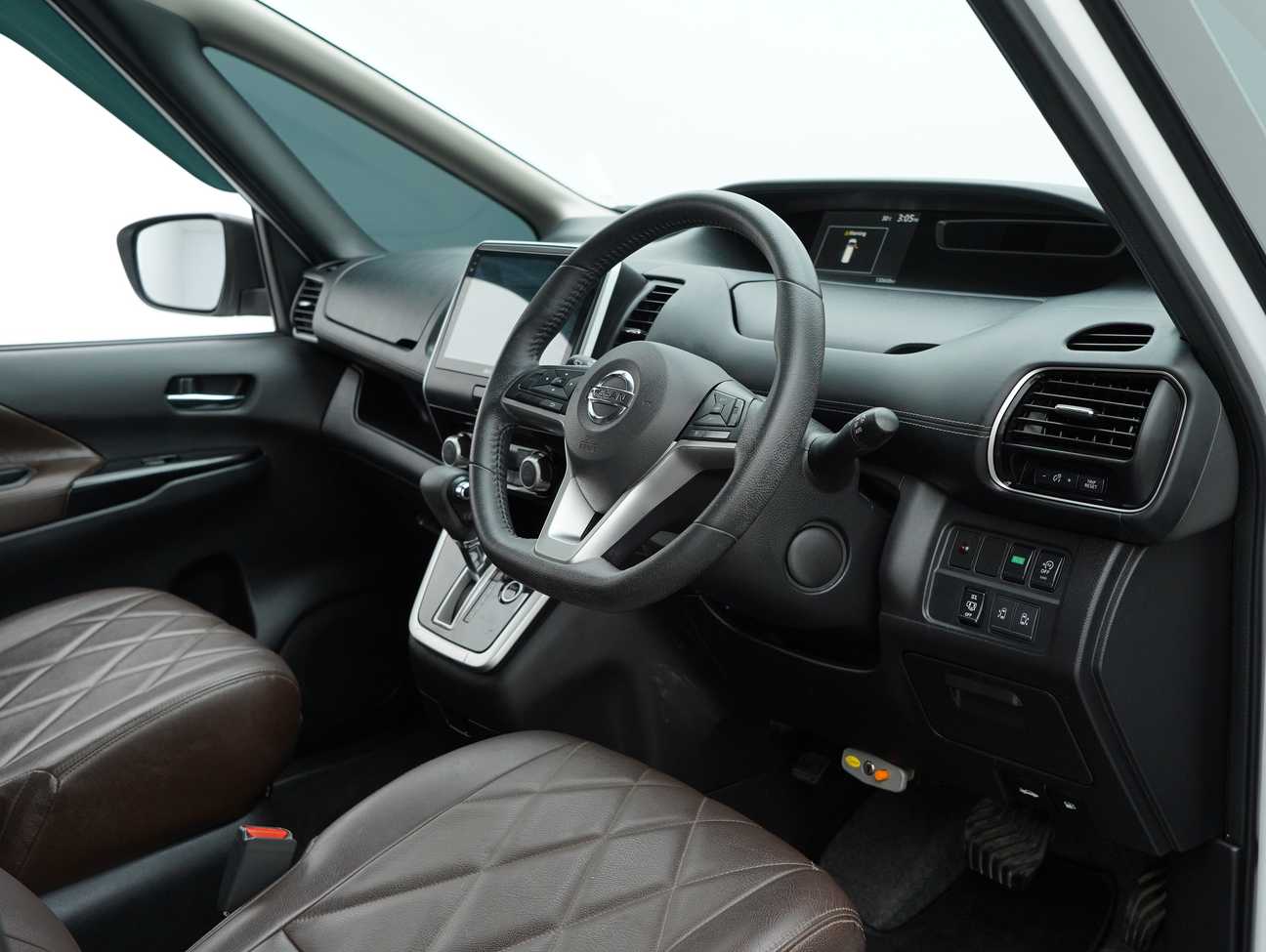 used 2019 Nissan Serena S-Hybrid High-Way Star 2.0